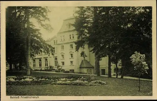 Ak Friedrichsruh Aumühle im Herzogtum Lauenburg, Schloss Friedrichsruh, Außenansicht