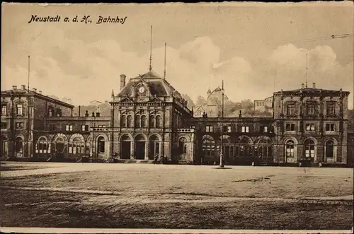 Ak Neustadt an der Haardt Neustadt an der Weinstraße, Bahnhof