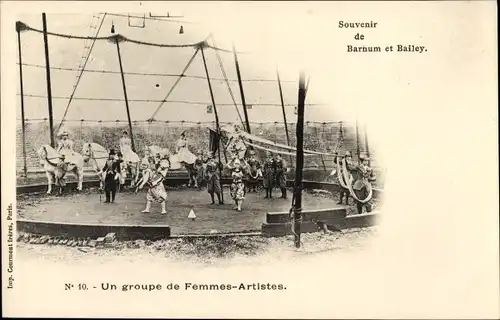 Ak Souvenir de Barnum et Bailey, Un groupe de Femmes-Artistes