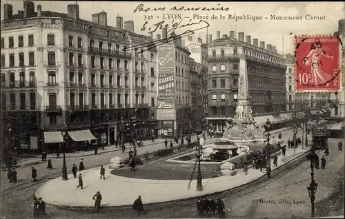 Ak Lyon Rhône, Place de la Republique, Monument Carnot