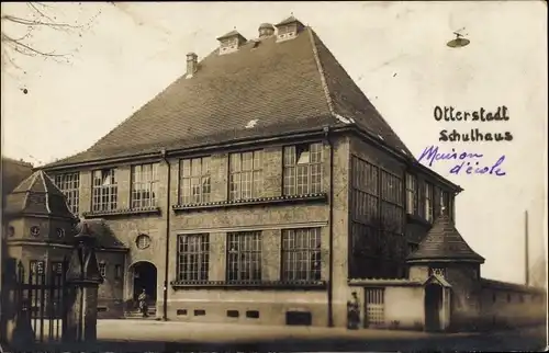 Foto Ak Otterstadt in der Pfalz, Schulhaus