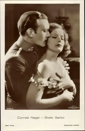 Ak Schauspielerin Greta Garbo und Schauspieler Conrad Nagel