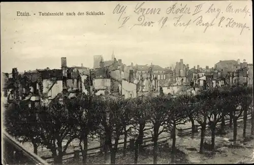 Ak Etain Meuse, Totalansicht nach der Schlacht