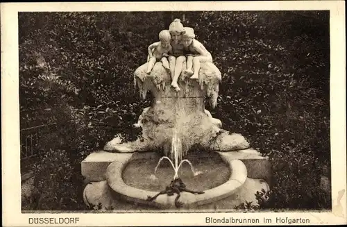 Ak Düsseldorf am Rhein, Blondalbrunnen im Hofgarten