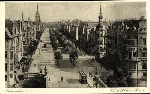 Ak Braunschweig in Niedersachsen, Kaiser Wilhelm Straße, Straßenbahn, Kirchturm