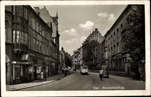 Ak Kiel in Schleswig Holstein, Brunswiker Straße, Straßenbahn, Geschäfte