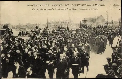 Ak Calais Pas de Calais, Funerailles des Victimes du Pluviose 1910