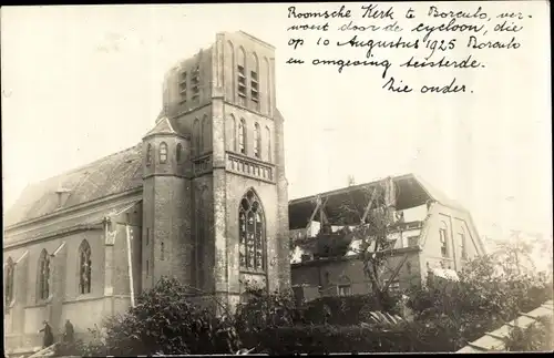 Foto Ak Borculo Gelderland, Roomsche Kerk, cycloon 1925