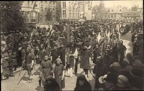 Ak Bruges Brügge Flandern Westflandern, Procession du St. Sang, Le Portement de la Croix