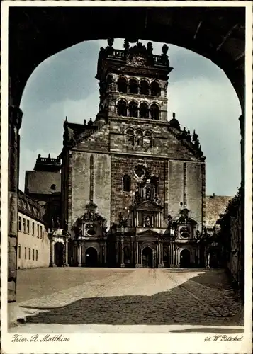 Ak Trier an der Mosel, St. Mathias, Außenansicht