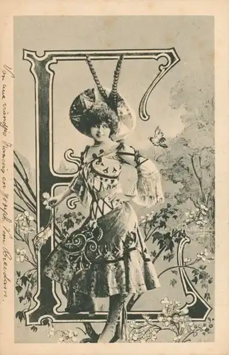 Buchstaben Ak E, Frau mit Hut