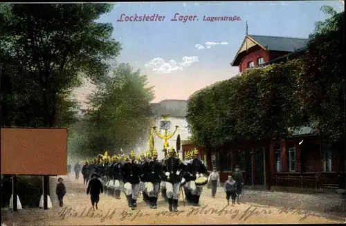 Ak Lockstedt in Schleswig Holstein, Lockstedter Lager, Regiment in der Lagerstraße