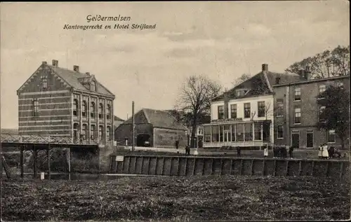 Ak Geldermalsen Gelderland, Kantongerecht en Hotel Strijland