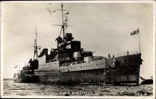 Ak Britisches Kriegsschiff, HMS Sheffield, Leichter Kreuzer