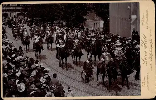 Foto Jena in Thüringen, Historischer Festzug, Reiter