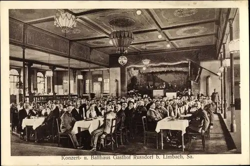 Ak Rußdorf Limbach Oberfrohna Sachsen, Konzert und Ballhaus Gasthof Russdorf, Innenansicht