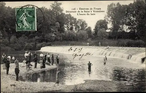 Ak Troyes Aube, Deversoir de la Seine à Verrieres, l'heure du bain