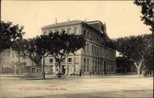 Ak Cannes Alpes Maritimes, Hôtel de Ville, Rathaus, Straßenpartie