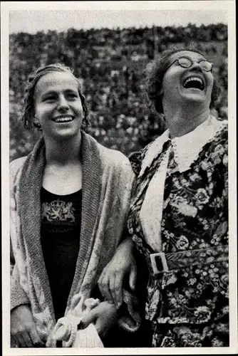 Sammelbild Olympia 1936, Schwimmerin Dina Senff und ihre Trainerin