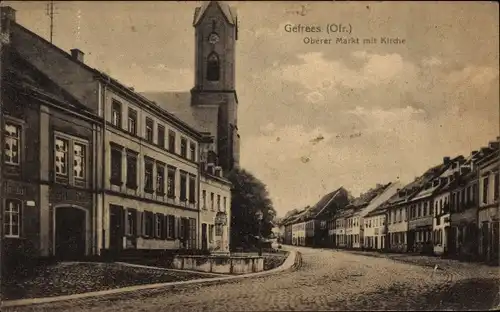 Ak Gefrees im Fichtelgebirge Oberfranken, Oberer Markt mit Kirche