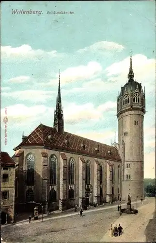 Ak Lutherstadt Wittenberg in Sachsen Anhalt, Partie bei der Schlosskirche