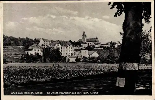 Ak Remich an der Mosel Luxemburg, St. Josef-Krankenhaus und kath. Kirche