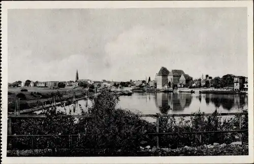 Ak Wittenberge an der Elbe Prignitz, Blick auf die Stadt, Kirchturm