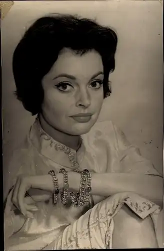 Foto Grete Kieser, Künstlerin, Portrait, Unbekannte Persönlichkeit