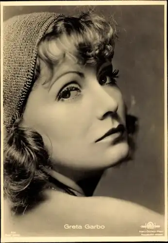 Ak Schauspielerin Greta Garbo, Portrait, Metro Goldwyn Mayer