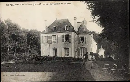 Ak Sargé Loir-et-Cher, Le Flef Corbin vu du Parc