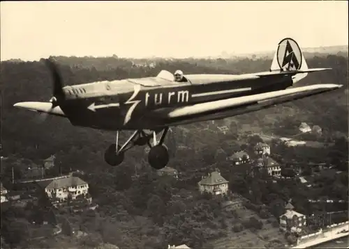 Foto Walter Hahn, Kunstflugzeug mit Kunstflieger Ernst Fröde, Sturm, Fliegeraufnahme über Dresden