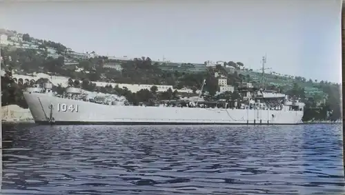 Foto US Kriegsschiff USS Bradley, FF-1041, Fregatte