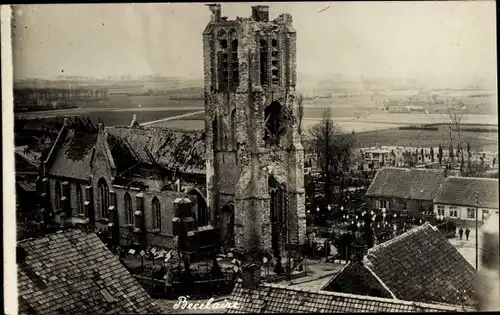 Foto Ak Becelaere Zonnebeke Zonnebecke Westflandern, Blick auf den Ort, Zerstörungen, Kirche