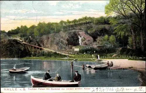 Ak Halle an der Saale, Trothaer Felsen mit Denkmal der beiden großen Kaiser, Ruderboote