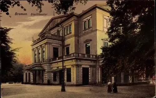 Ak Hansestadt Bremen, Stadttheater, Außenansicht, Passanten