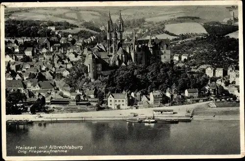 Ak Meißen in Sachsen, Albrechtsburg, Fliegeraufnahme