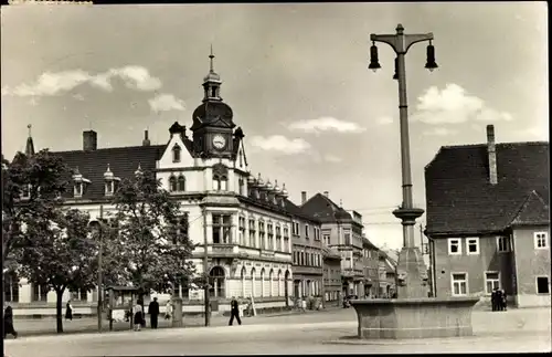 Ak Groitzsch in Sachsen, Platz des Friedens mit Rathaus