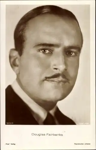 Ak Schauspieler Douglas Fairbanks, Portrait, Ross Verlag 5052/2