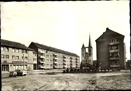 Ak Halberstadt am Harz, Schmiedestraße, Wohnhäuser, Kirche, Gasthaus Postschenke