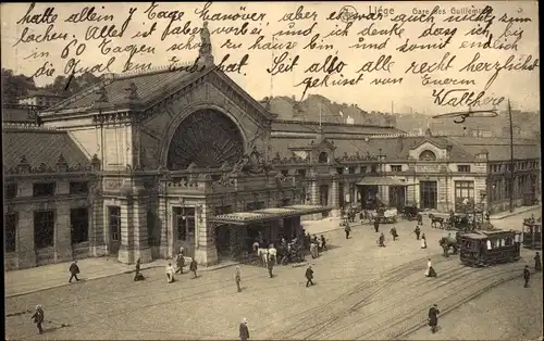 Ak Liège Lüttich Wallonien, la Gare des Guillemins, Bahnhof, Vorplatz, Straßenbahn