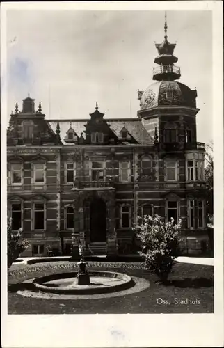 Ak Oss Nordbrabant, Stadhuis