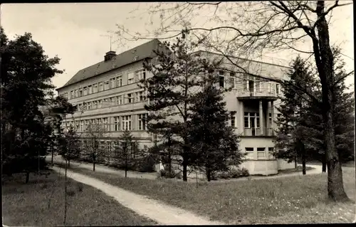 Ak Coswig in Sachsen, Heilstätte, Klinik, Außenansicht, Balkon