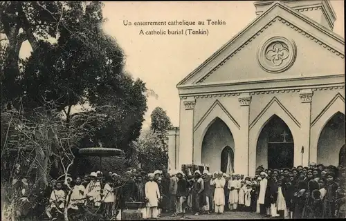Ak Tonkin Vietnam, Un enterrement catholique au Tonkin, A catholic burial
