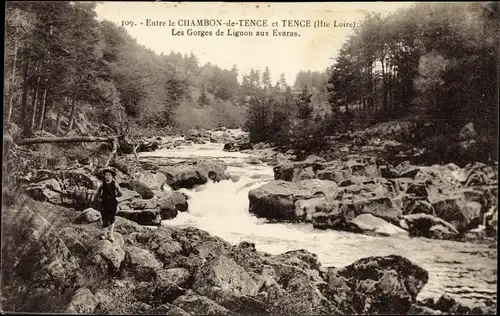 Ak Le Chambon de Tence Haute Loire, Les Georges de Lignon aux Evaras