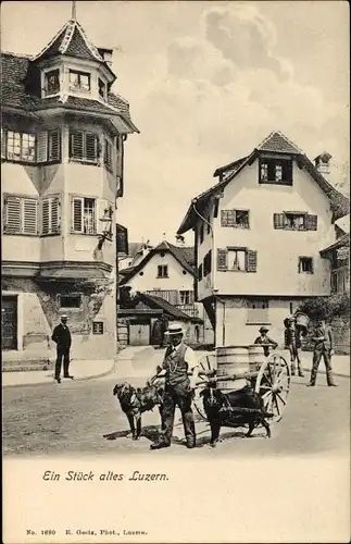 Ak Luzern Stadt Schweiz, Ein Stück altes Luzern, Hunde, Straßenansicht