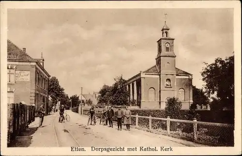 Ak Etten Gelderland, Dorpsgezicht met Kathol. Kerk