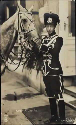 Ak Kronprinz Wilhelm von Preußen, Totenkopfhusar, Pferd, Portrait