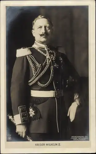 Ak Kaiser Wilhelm II., Portrait in Uniform mit Marschallstab