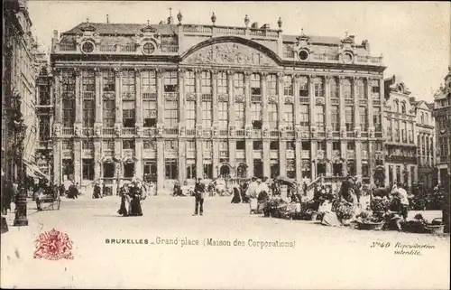 Ak Bruxelles Brüssel, Grand Place, Maison des Corporations, Markt