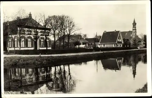 Ak Dedemsvaart Overijssel Niederlande, Teilansicht mit Kirche